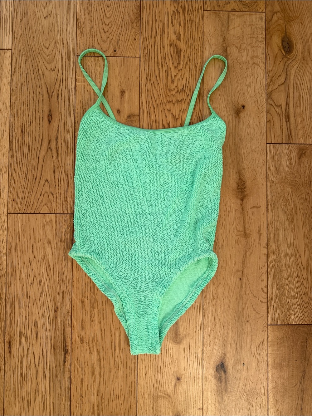 Hunza G Pamela Swim Metallic Mint one size